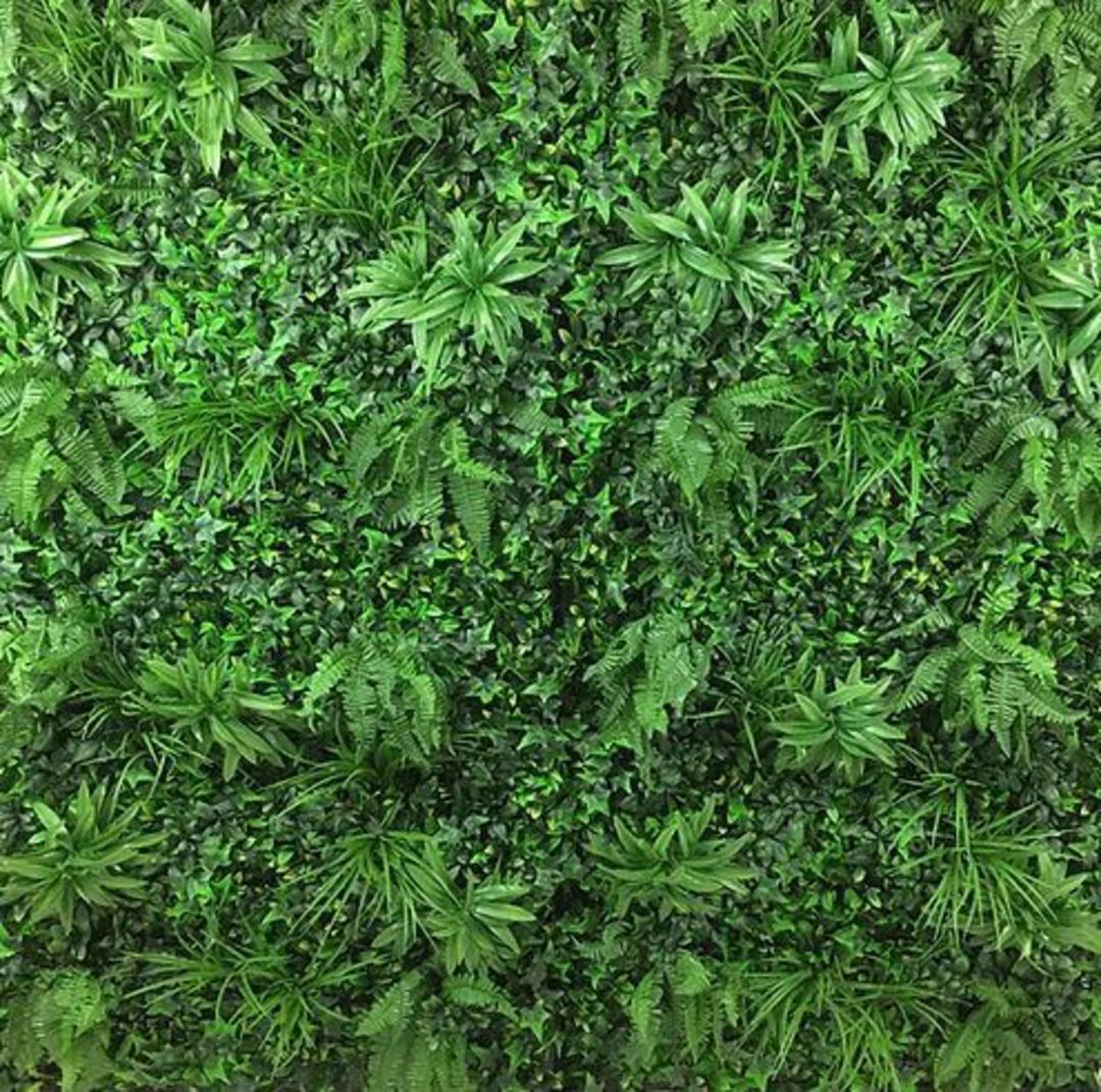 NEW* Deluxe Greenery Wall Panels 2m/1m image 1
